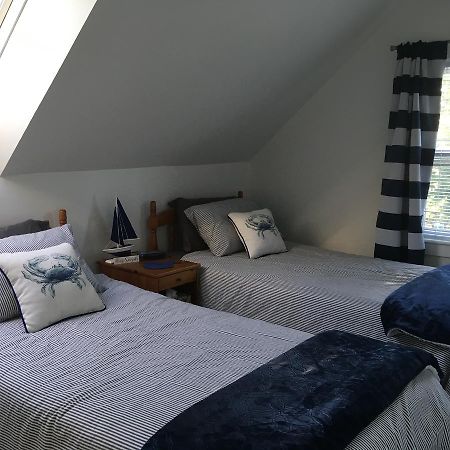 Mahone Bay Beach House Bagian luar foto