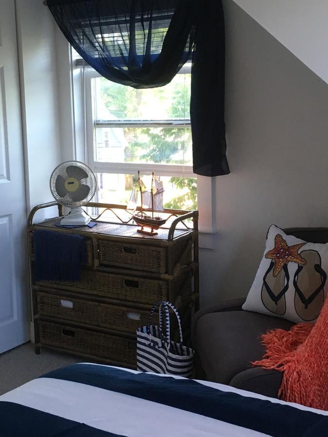 Mahone Bay Beach House Bagian luar foto